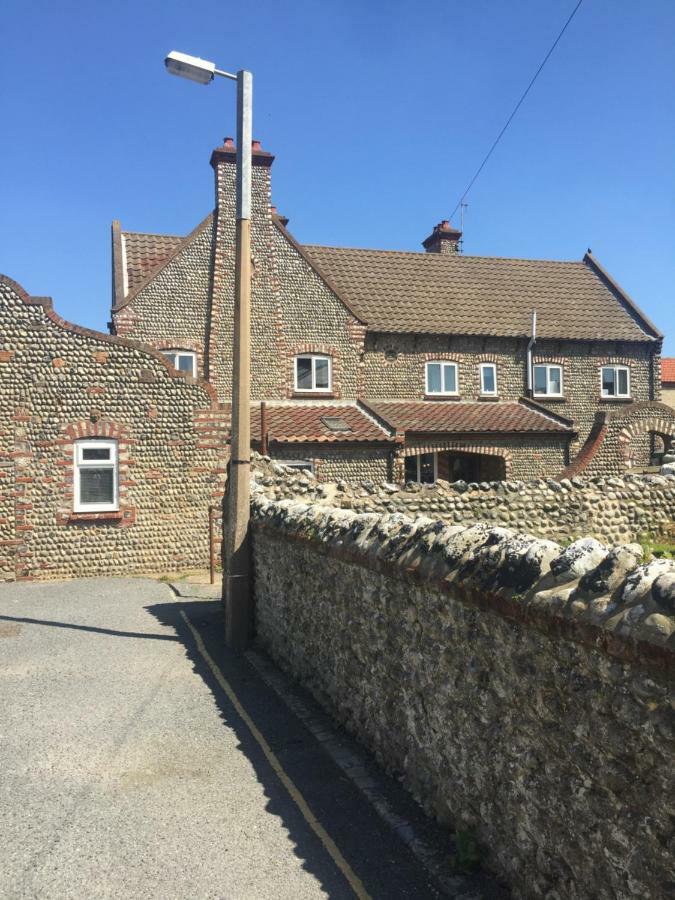 Copper'S Cottage Sheringham Extérieur photo